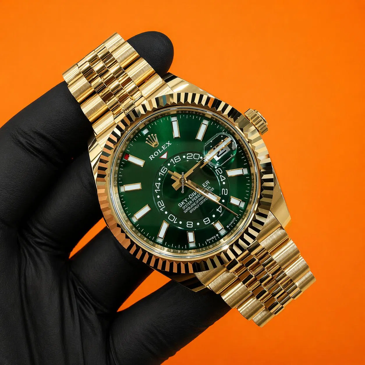 Rolex Rolex Sky-Dweller Yellow Gold 42mm 336938