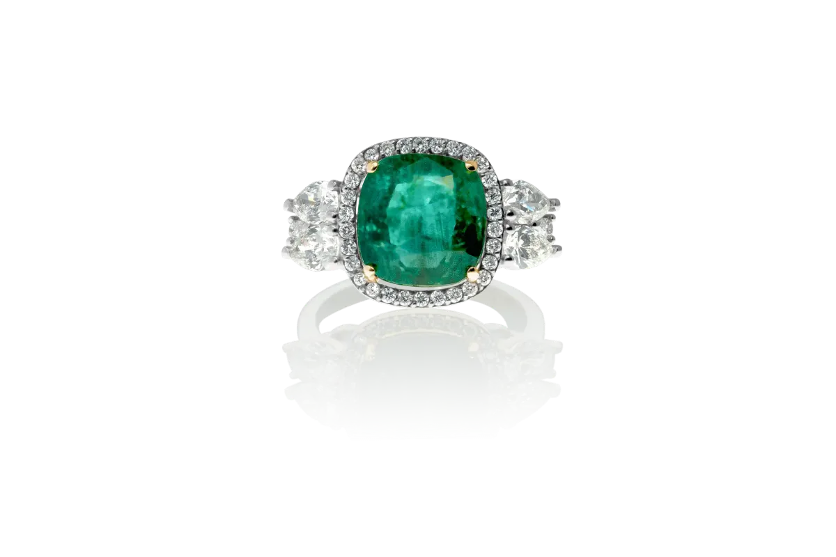 Emerald And Diamond Ring view 3